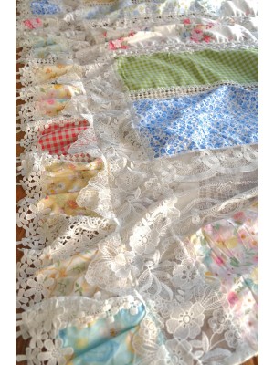Patchwork curtains with floral embroidery and lace trim